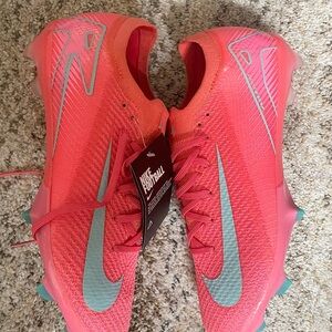Nike Zoom Mercurial Vapor 16 Elite FG Soccer Cleats